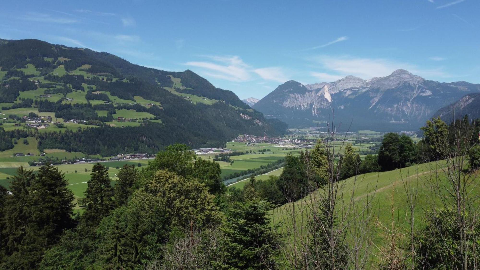 Panorama Nature Lodge Hart im Zillertal Exterior photo